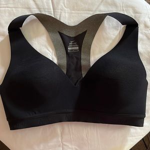 Nike Dri-Fit Bra Size M